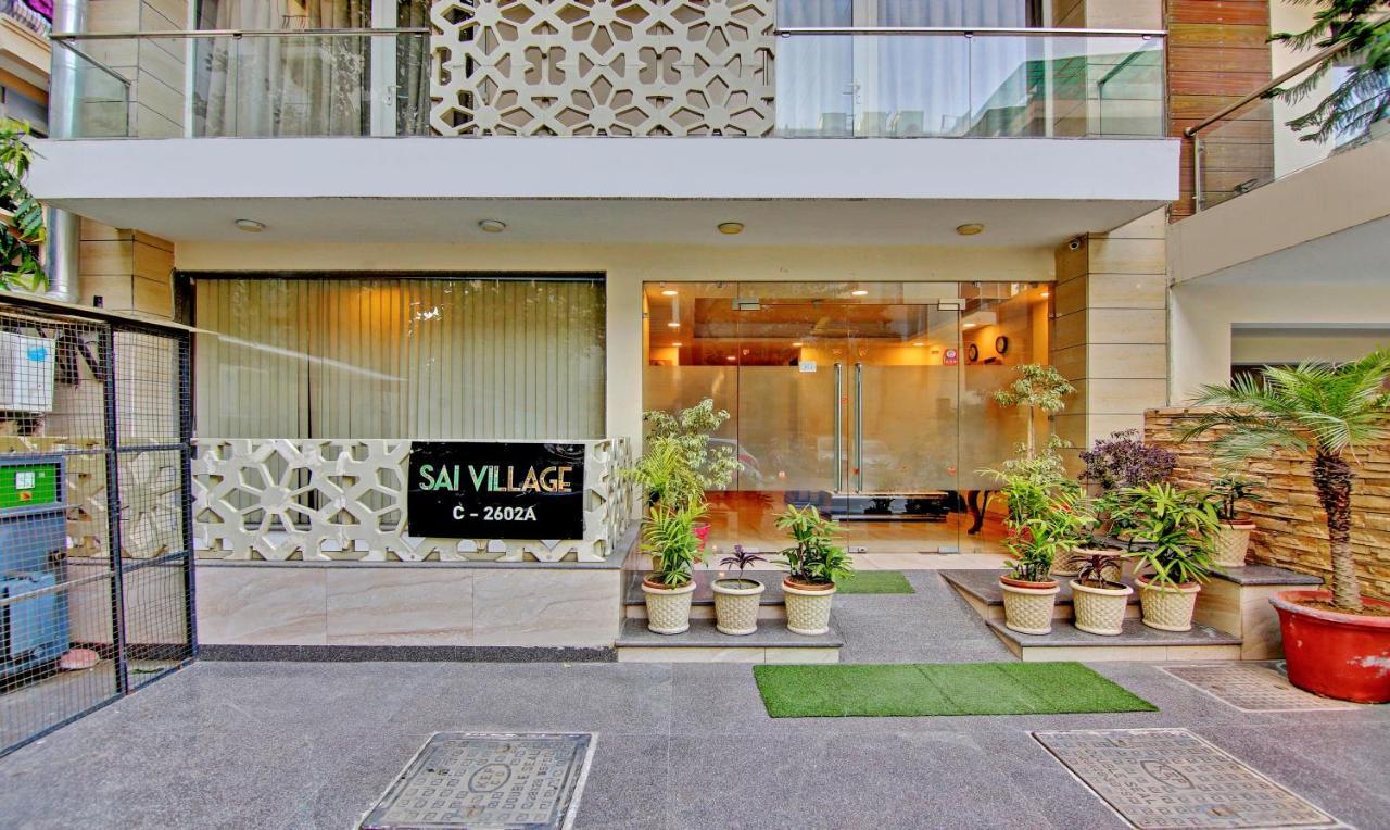 Treebo Sai Village Gold Souk - Sec 43 Gurgaon Bagian luar foto